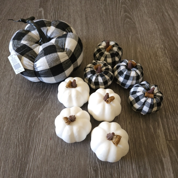 Lot of 9 decorative pumpkins - Picture 1 of 5